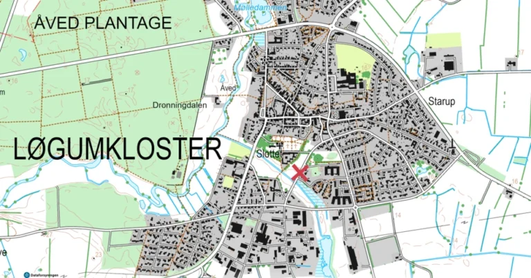 Kort over Løgumkloster med Kiropraktor Lotte K markeret centralt i byen på Sølstedgårdvej 11C, tæt ved klosteret og Åved Plantage